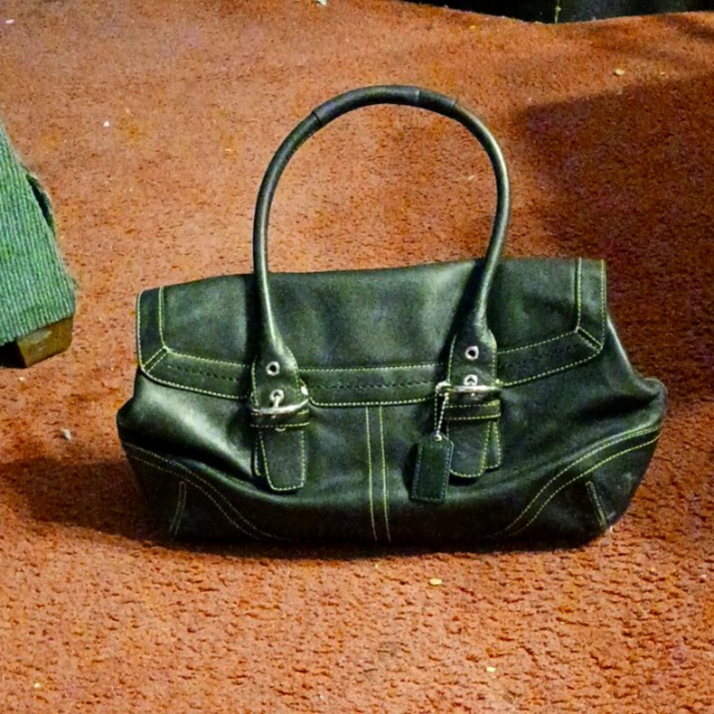 GENUINE LEATHER BLACK COACH PURSE - Picture 6 of 9